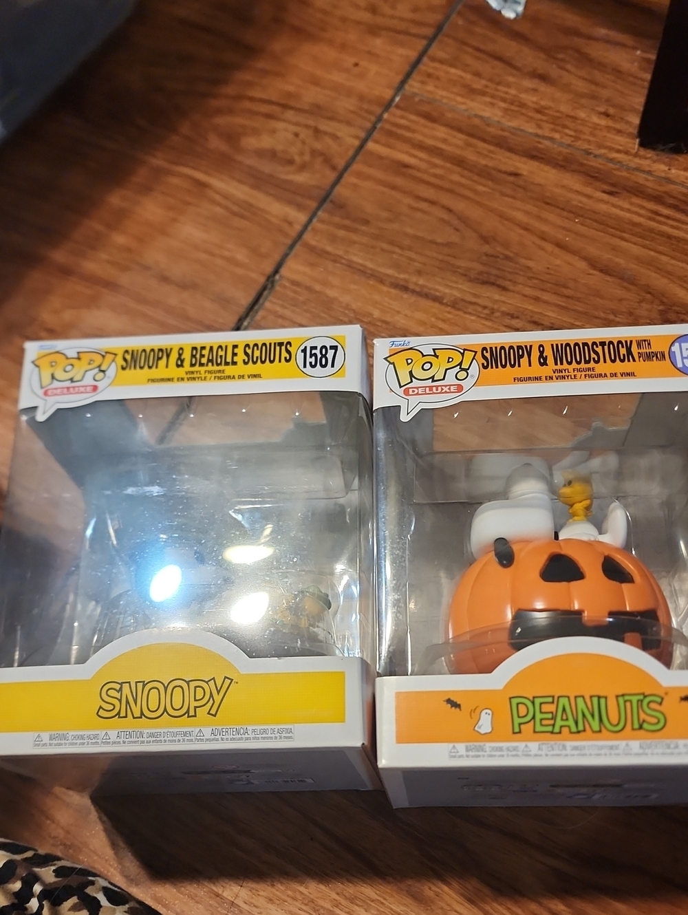 Funko Peanuts Snoopy & Woodstock Pumpkin Pop! Deluxe — Orange, White, Yellow